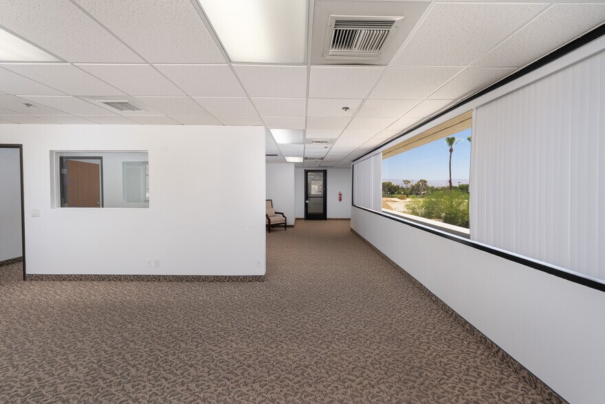 More Photos Of 69550 US Highway 111, Rancho Mirage Storefront Retail Office For Lease