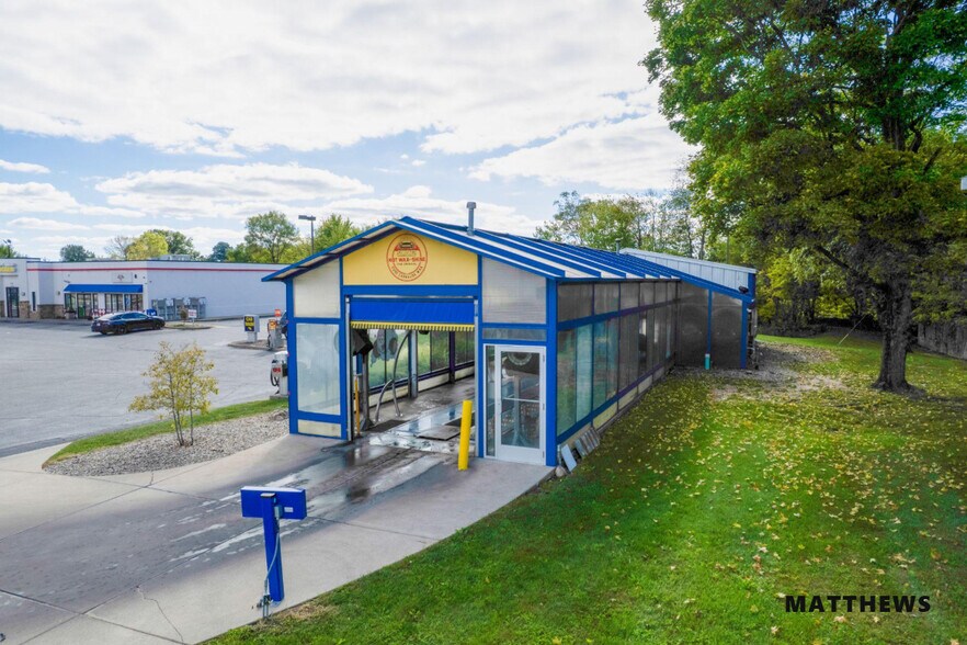 More Photos Of 1813 Lincolnway E, Goshen Specialty For Sale