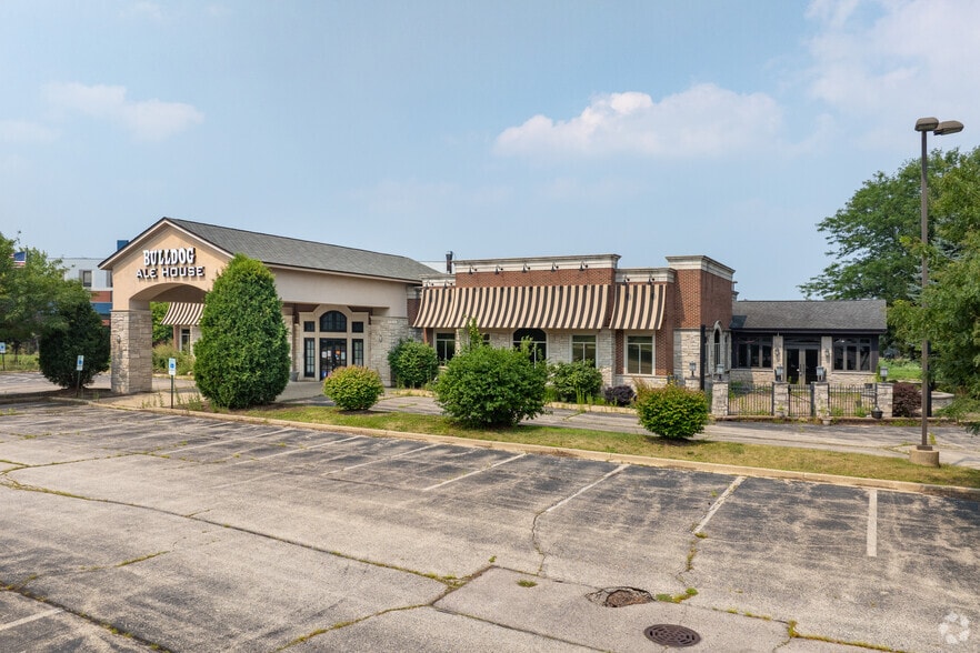 Primary Photo Of 1501 S IL Route 31, Mchenry Restaurant For Lease