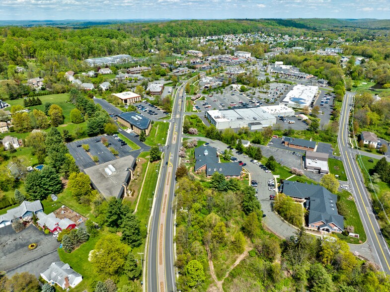 More Photos Of 67 Mountain Blvd, Warren Office For Lease