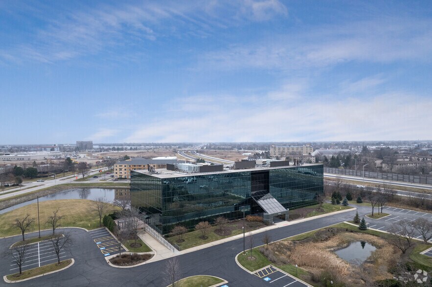 More Photos Of 3800 N Wilke Rd, Arlington Heights Office For Sale