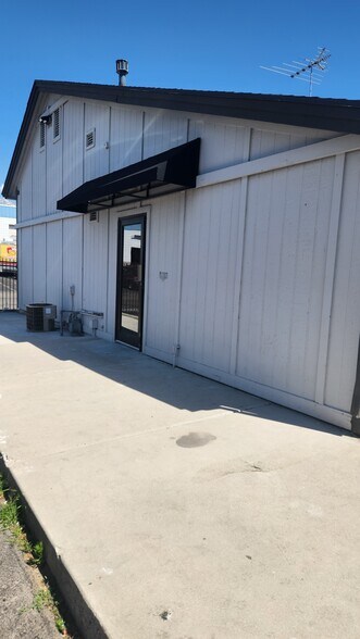 More Photos Of 380 W 7200 S, Midvale Hotel For Lease