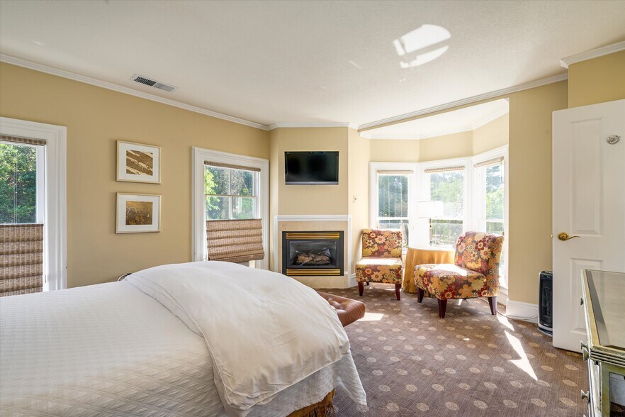 More Photos Of 1139 Lincoln Ave, Calistoga Hospitality For Sale