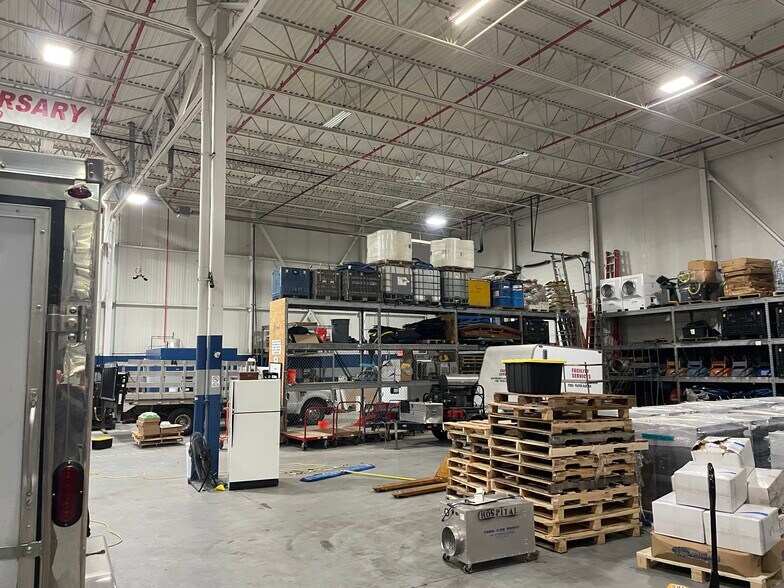 More Photos Of 41800 Executive Dr, Harrison Township Manufacturing For Lease