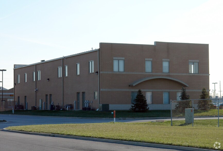 More Photos Of 900 Parker Pl, Schererville Office For Sale