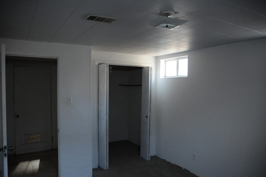 More Photos Of 2770 W 5400 S, Salt Lake City Flex For Sale