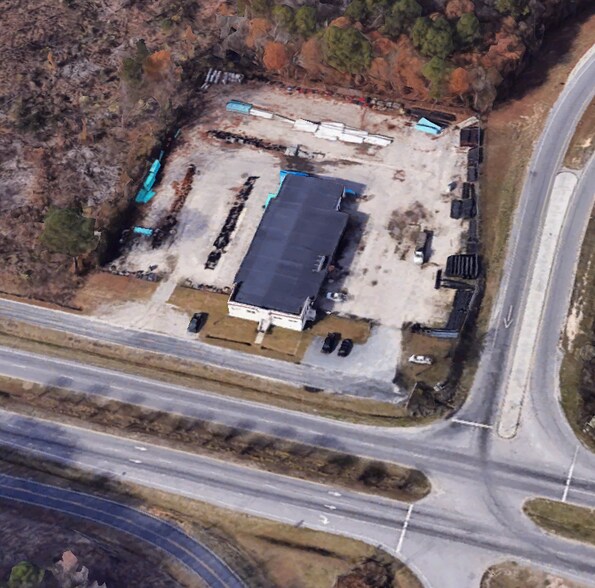 More Photos Of 902 S Eastern Blvd, Fayetteville Truck Terminal For Lease