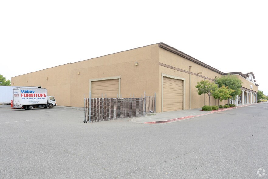 More Photos Of 380 Rohnert Park Expy W, Rohnert Park Freestanding For Lease