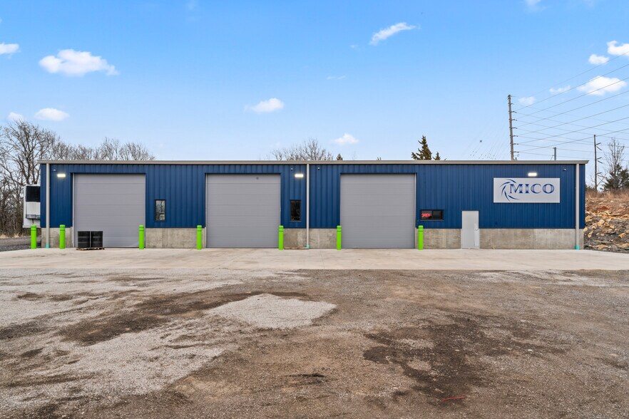 More Photos Of 814 SE Sunnyside School Rd, Blue Springs Warehouse For Sale