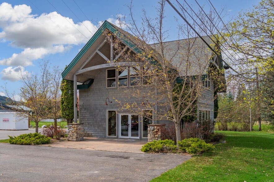 More Photos Of 204 4th, Dover Office For Lease