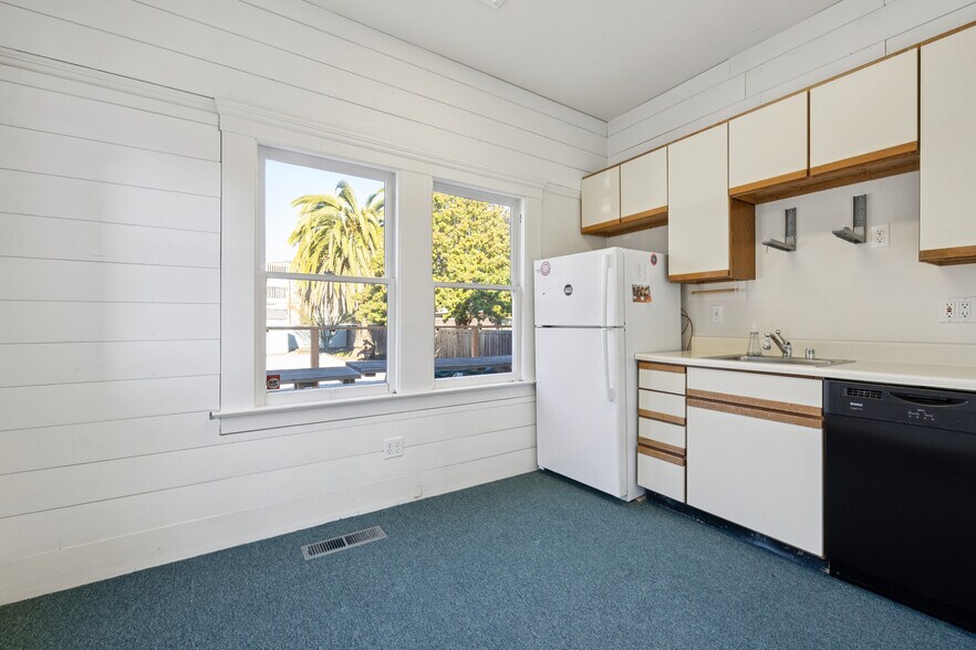 More Photos Of 1424 Chapin Ave, Burlingame Office For Lease