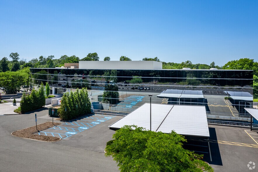 More Photos Of 430 Mountain Ave, New Providence Office For Lease