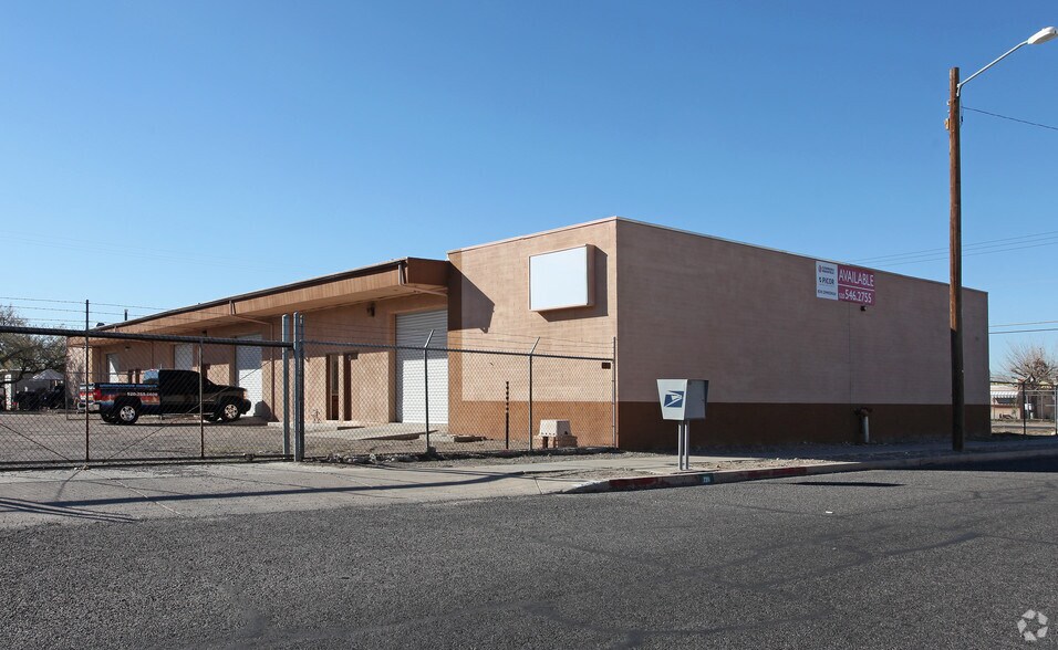 More Photos Of 220 E 27th St, Tucson Light Manufacturing For Lease