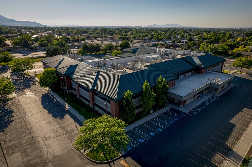 More Photos Of 3725 W 4100 S, Salt Lake City Medical For Lease