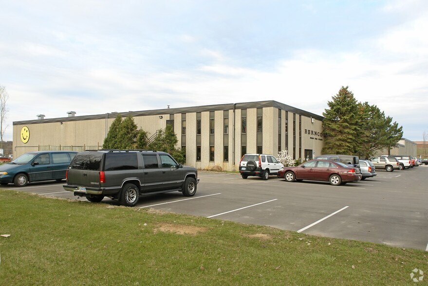 Primary Photo Of 11356 215th St W, Lakeville Manufacturing For Sale