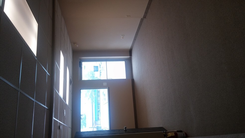 More Photos Of 732-736 S Michigan Ave, Howell Office For Sale