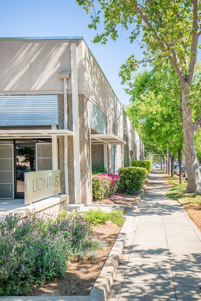 More Photos Of 1920 20th St, Sacramento Office For Lease