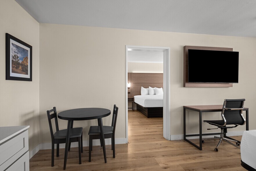More Photos Of 1093 Airport Rd, Imperial Hotel For Sale
