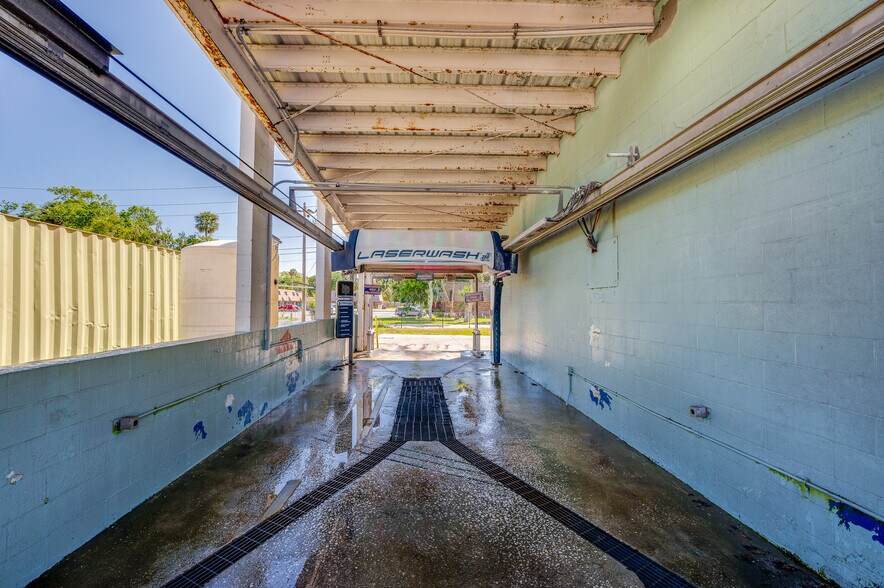 More Photos Of 1451 N Nova Rd, Daytona Beach Carwash For Sale