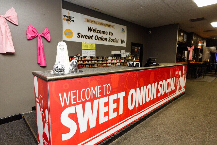 More Photos Of 713 McNatt St, Vidalia Bowling Alley For Sale