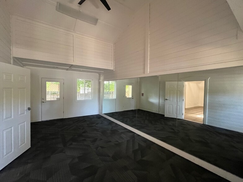 More Photos Of 342 E Idaho St, Eagle Office For Lease