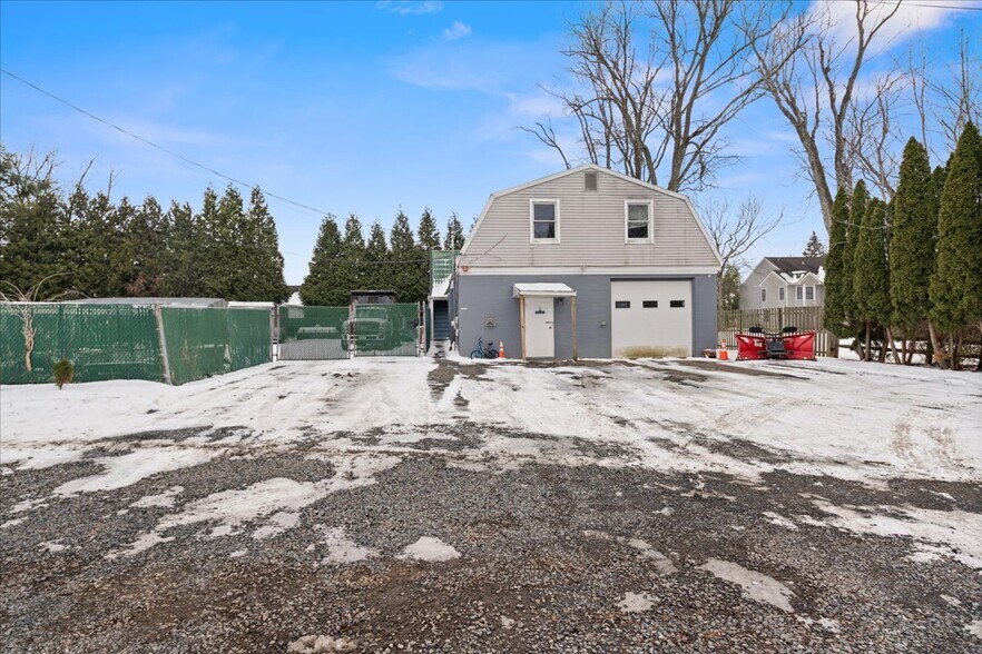 Primary Photo Of 53 Somerset St, Hopewell Flex For Sale