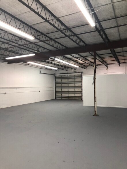 More Photos Of 1331 S Dixie Hwy W, Pompano Beach Industrial For Sale