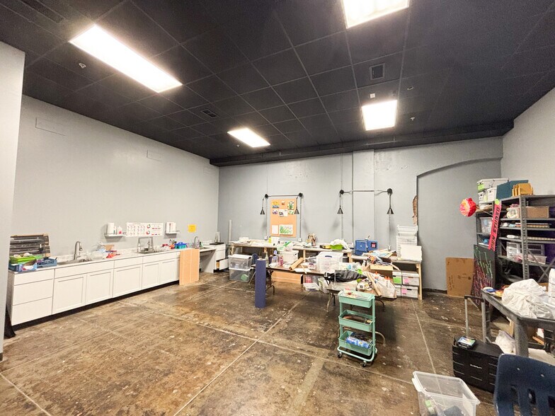 More Photos Of 431 S Jefferson Ave, Springfield Apartments For Lease