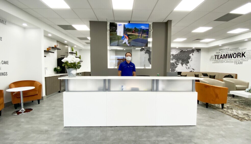 More Photos Of 1802 N Alafaya Trl, Orlando Medical For Sale