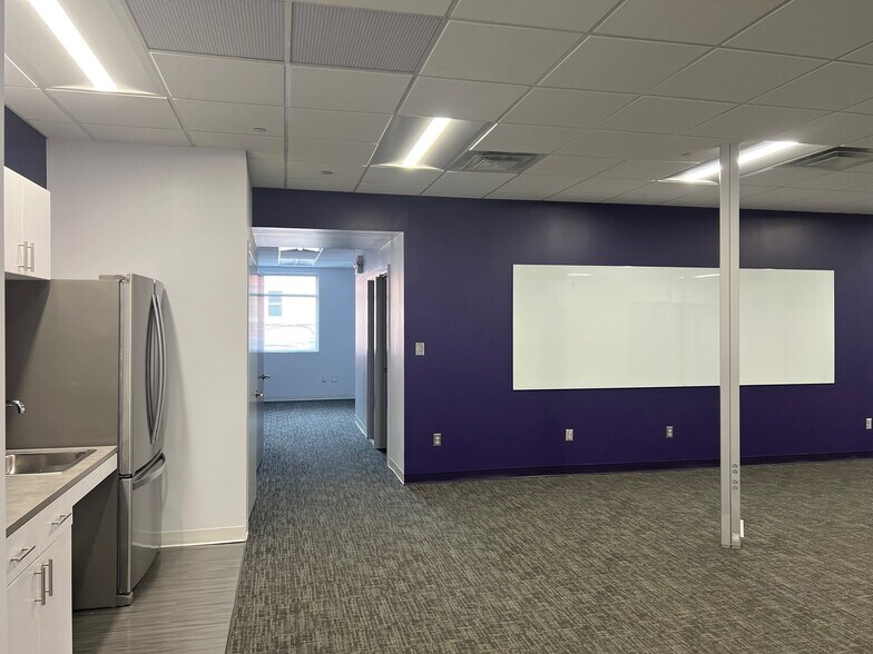 More Photos Of 401 E Market St, Charlottesville Office For Sale