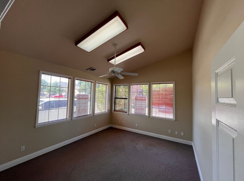 More Photos Of 3032 Silver Sage Dr, Carson City Medical For Lease