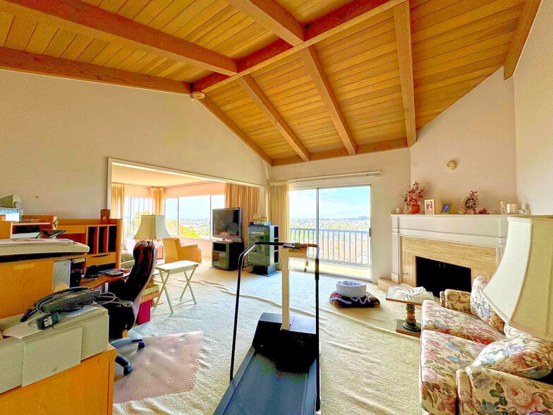 More Photos Of 1621 Grand Ave, Santa Barbara Assisted Living For Sale