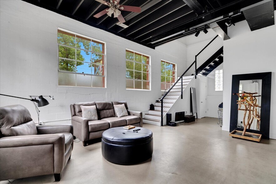More Photos Of 282 Walker St SW, Atlanta Apartments For Sale