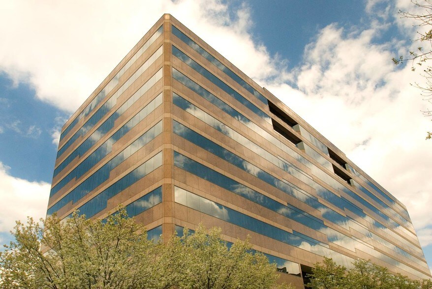 More Photos Of 101 Wood Ave S, Iselin Medical For Lease