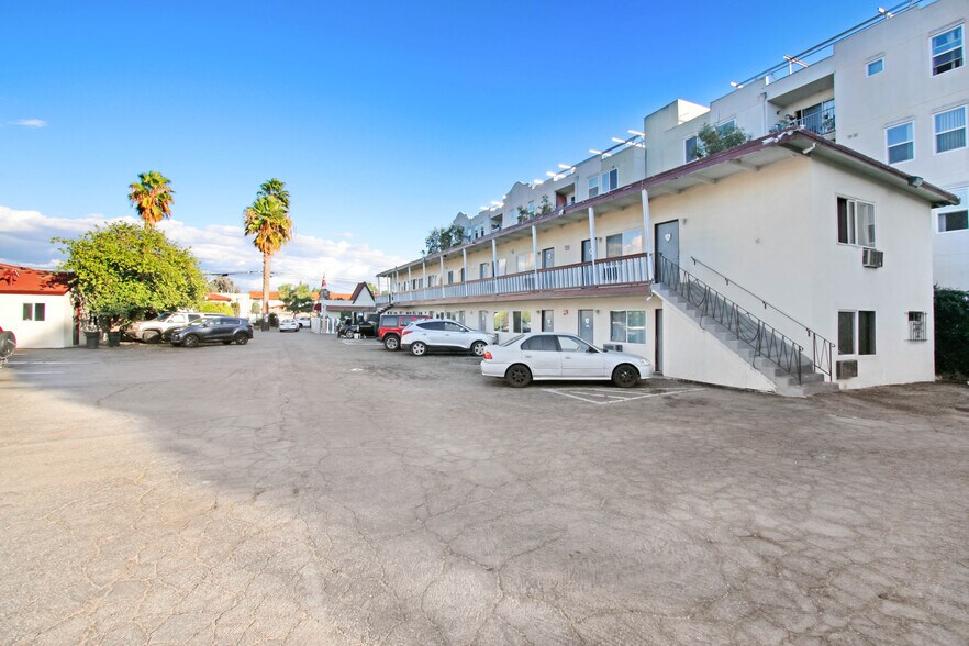 More Photos Of 9253 Sepulveda Blvd, North Hills Hotel For Sale