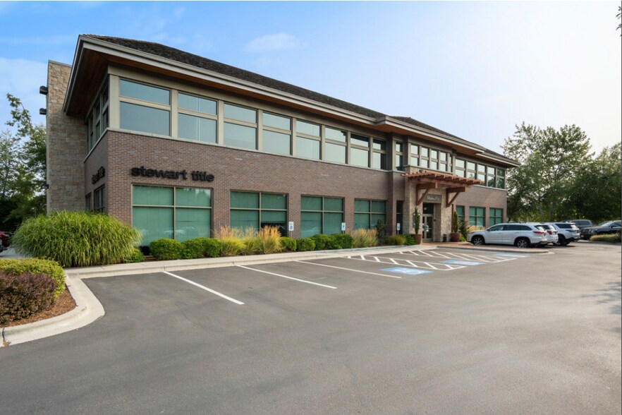 Primary Photo Of 435 E Shore Dr, Eagle Office For Lease