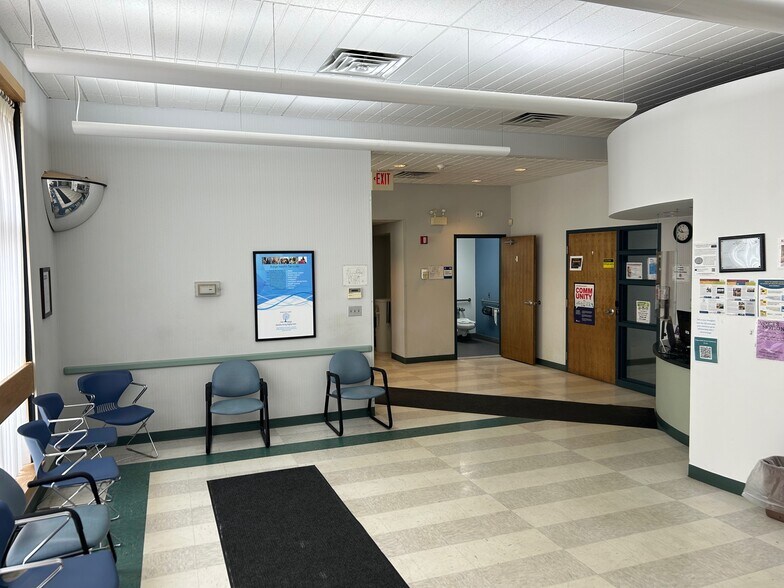 More Photos Of 214 State St, Schenectady Office For Lease