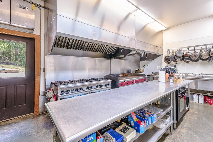 More Photos Of 57 Hemlock Ridge Ln, Catawba Lodge Meeting Hall For Sale