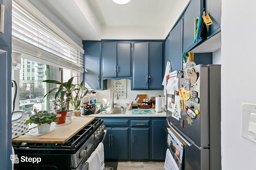 More Photos Of 319 Elm Ave, Long Beach Apartments For Sale