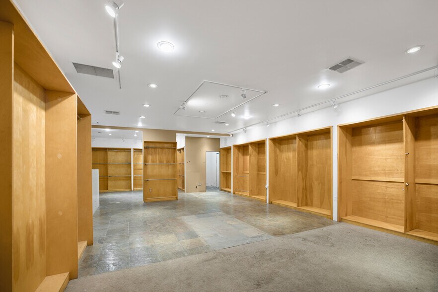 More Photos Of 801 W Whittier Blvd, La Habra Storefront Retail Residential For Sale