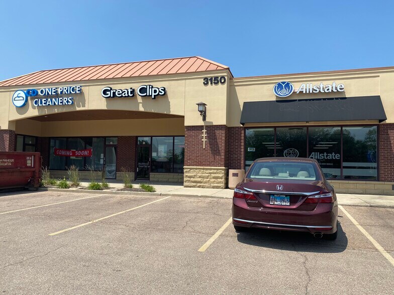 More Photos Of 3150 N Aurora Rd, Aurora Unknown For Lease