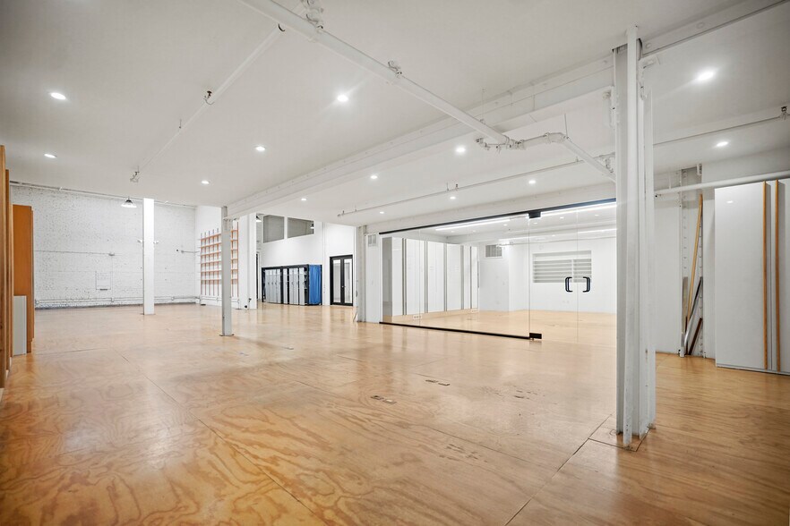 More Photos Of 1706 W Sunset Blvd, Los Angeles Apartments For Lease