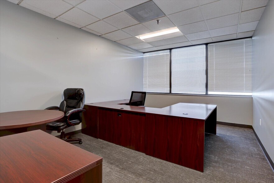 More Photos Of 140 E 19th Ave, Denver Office For Sale