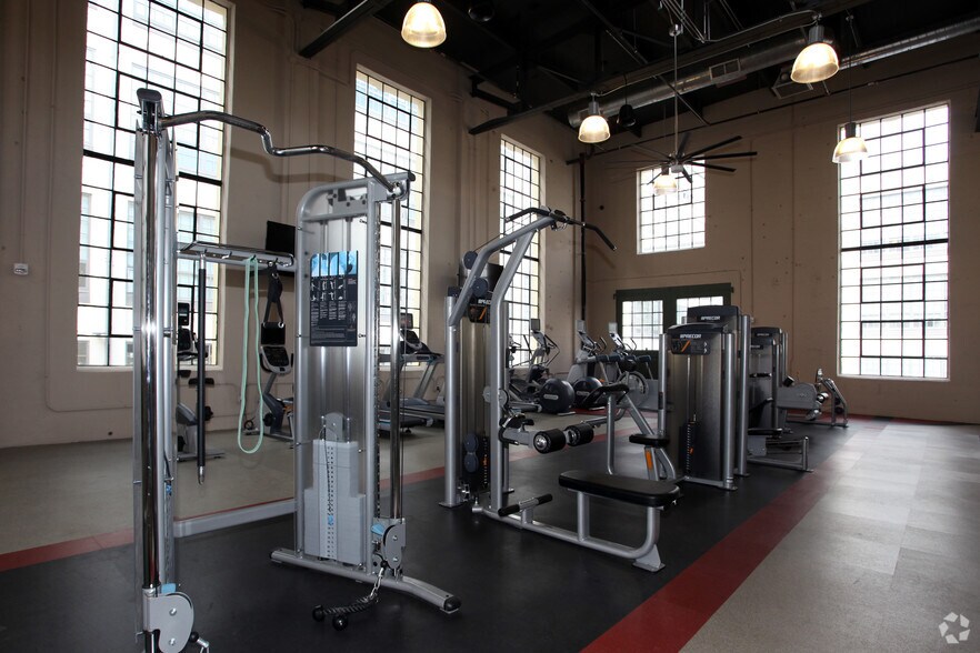 More Photos Of 575 E 4th St, Winston-Salem Apartments For Lease