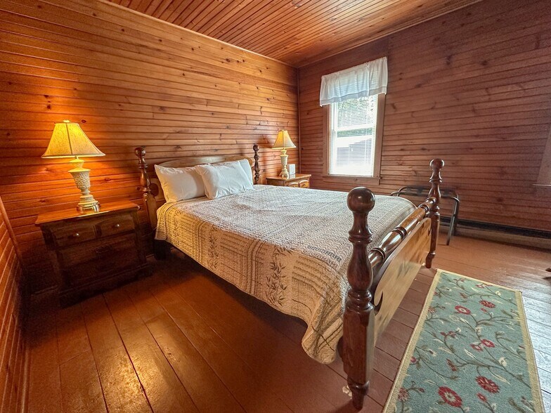 More Photos Of 365 E River Dr, Lake Luzerne Hotel For Sale