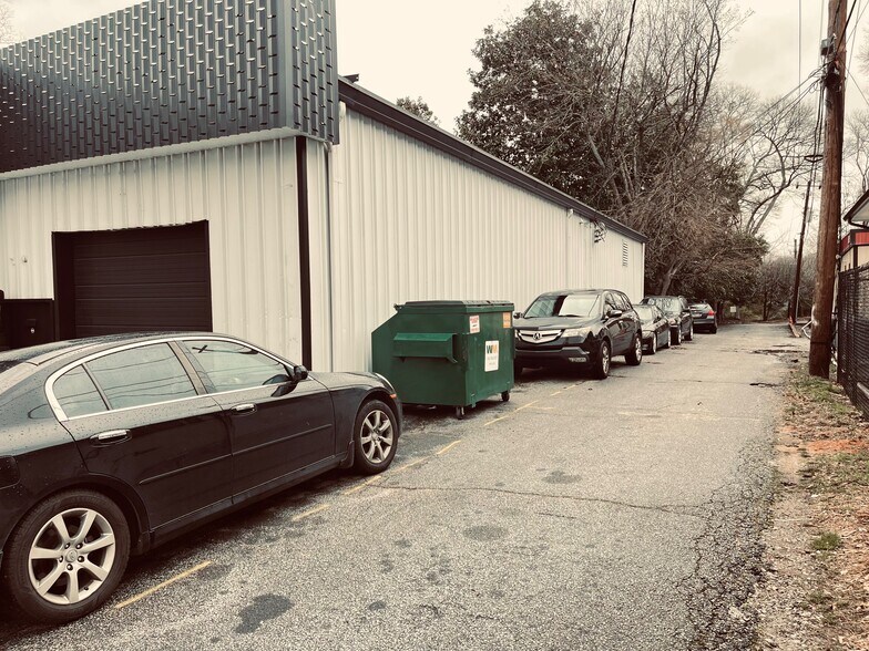 More Photos Of 803 Church St, Decatur Auto Repair For Sale
