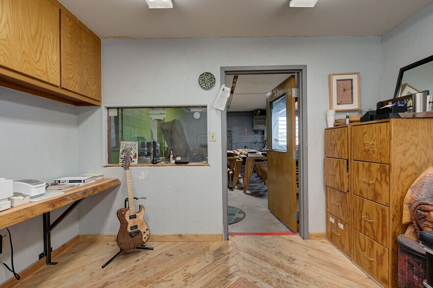 More Photos Of 1615 N Portland Ave, Oklahoma City Warehouse For Sale