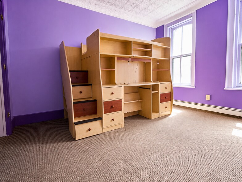 More Photos Of 134 Hunter St, Kingston Apartments For Sale