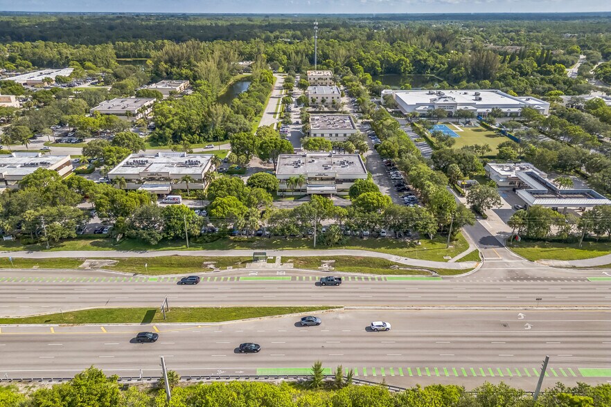 More Photos Of 12953 Palm West Dr, Loxahatchee Medical For Lease