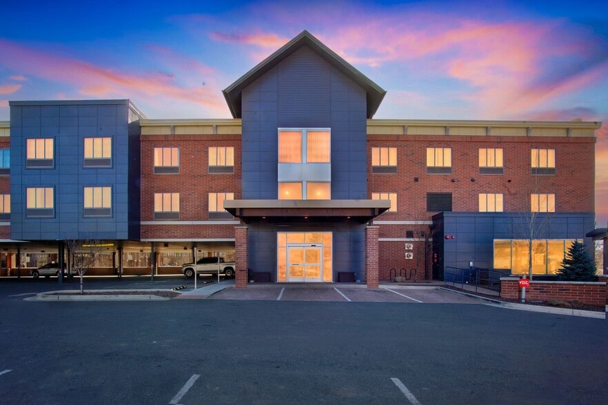 Primary Photo Of 224 S Mikes Pike, Flagstaff Hotel For Sale